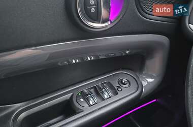 Хетчбек MINI Countryman 2019 в 