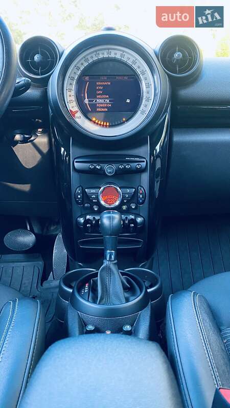 Внедорожник / Кроссовер MINI Countryman 2014 в Киеве