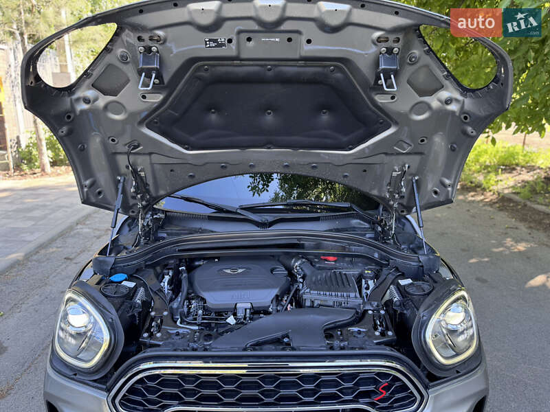 Хэтчбек MINI Countryman 2017 в Киеве фото 5 Хэтчбек MINI Countryman 2017 в Киеве