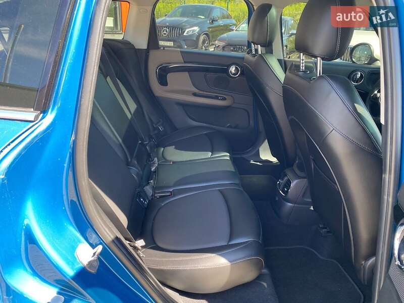 Хэтчбек MINI Countryman 2017 в Львове