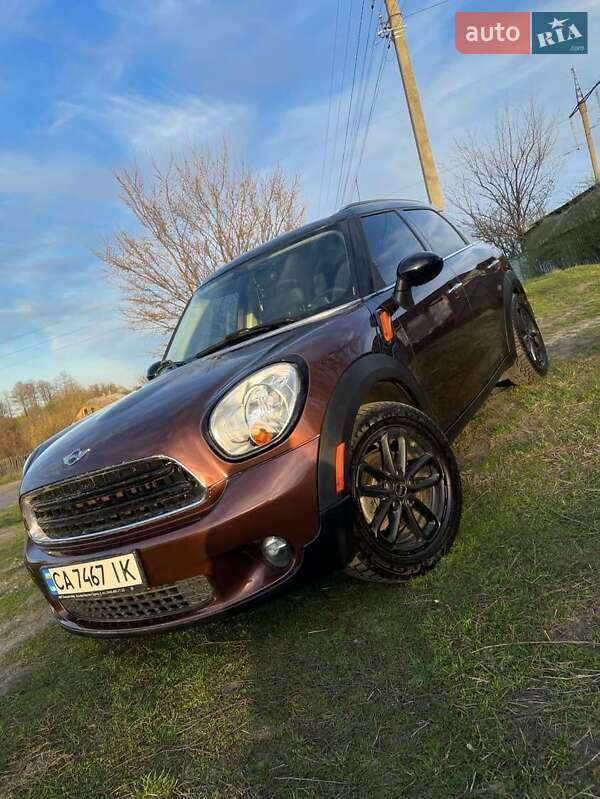 Внедорожник / Кроссовер MINI Countryman 2015 в Киеве