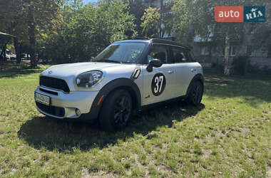 Внедорожник / Кроссовер MINI Countryman 2014 в Киеве
