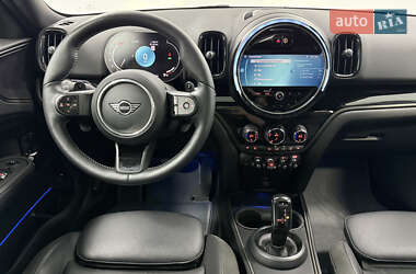 Внедорожник / Кроссовер MINI Countryman 2023 в 