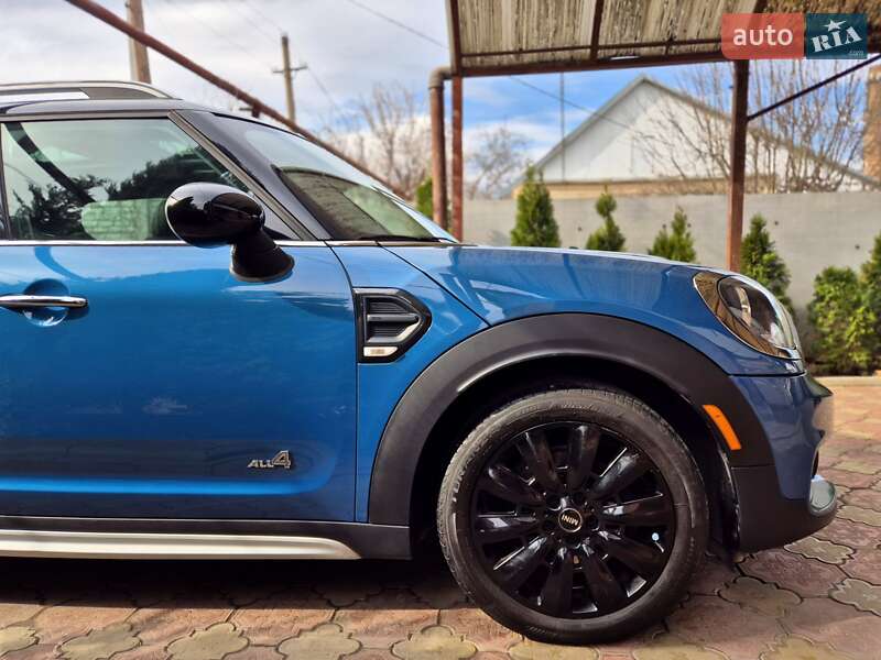 Хэтчбек MINI Countryman 2017 в Запорожье