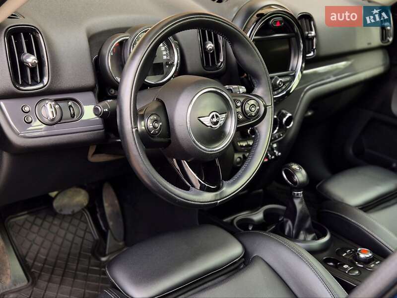 Хэтчбек MINI Countryman 2017 в Запорожье