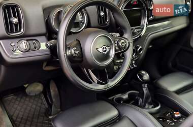 Хэтчбек MINI Countryman 2017 в 