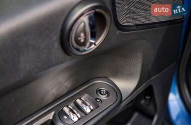 Хэтчбек MINI Countryman 2017 в 