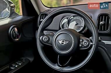 Хэтчбек MINI Countryman 2017 в 