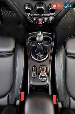 Хэтчбек MINI Countryman 2017 в 