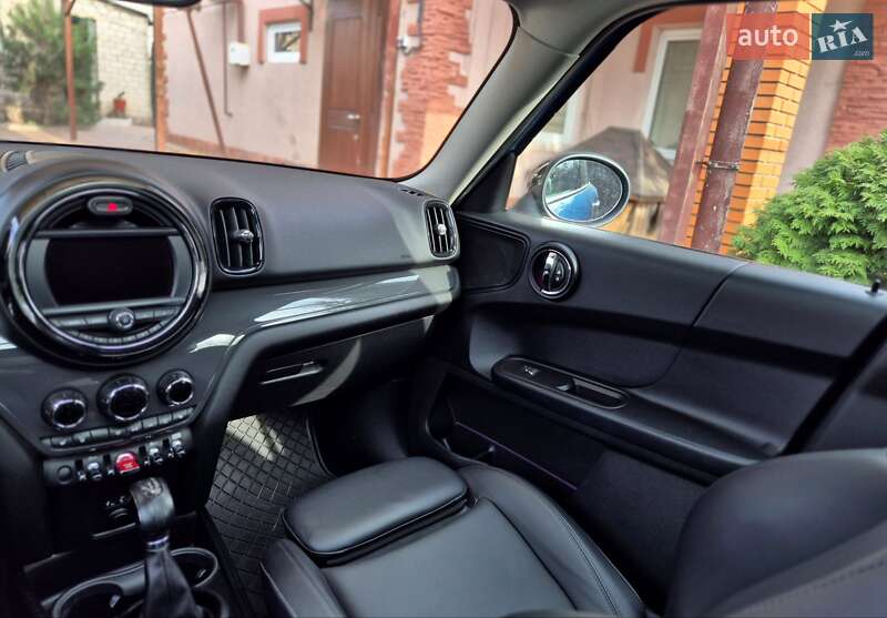 Хэтчбек MINI Countryman 2017 в Запорожье