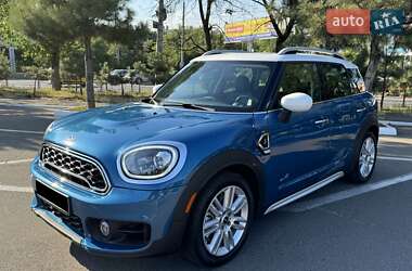 Хэтчбек MINI Countryman 2019 в 