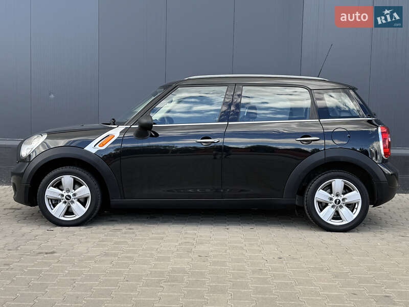 Внедорожник / Кроссовер MINI Countryman 2015 в Киеве