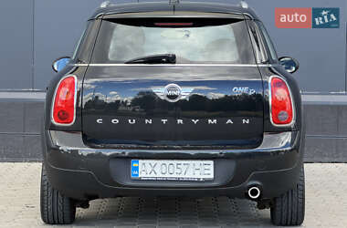 Внедорожник / Кроссовер MINI Countryman 2015 в 