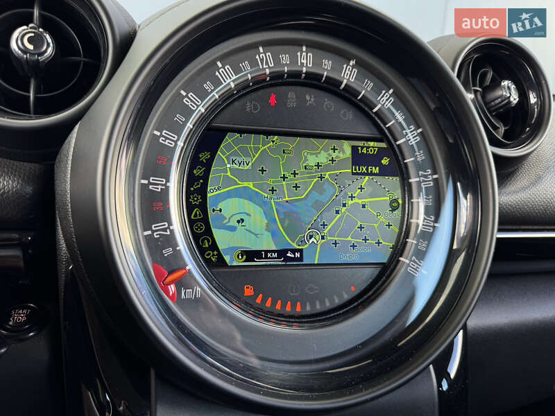 Внедорожник / Кроссовер MINI Countryman 2015 в Киеве