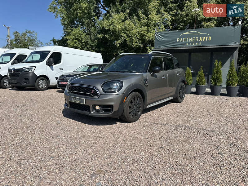 Хэтчбек MINI Countryman 2018 в 