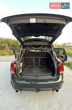 Хэтчбек MINI Countryman 2019 в 