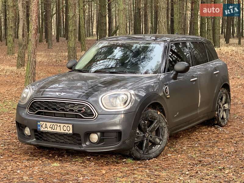 Хэтчбек MINI Countryman 2017 в 