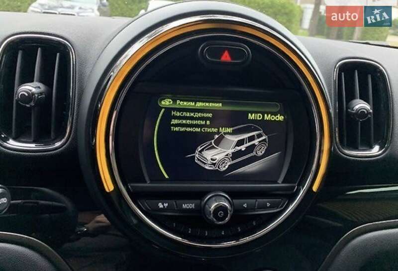 Хэтчбек MINI Countryman 2017 в Киеве
