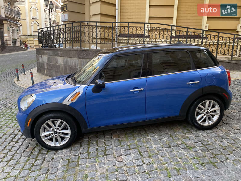 Внедорожник / Кроссовер MINI Countryman 2014 в Киеве