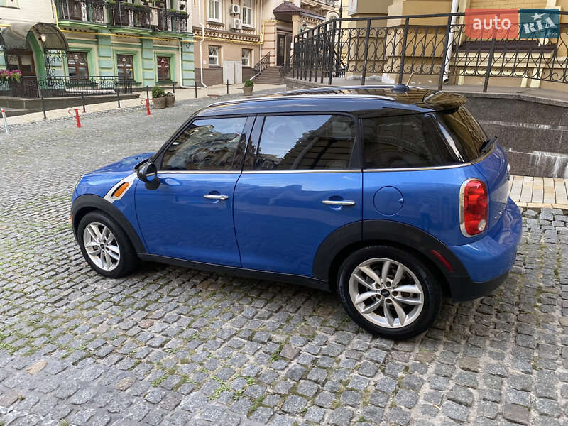 Внедорожник / Кроссовер MINI Countryman 2014 в Киеве