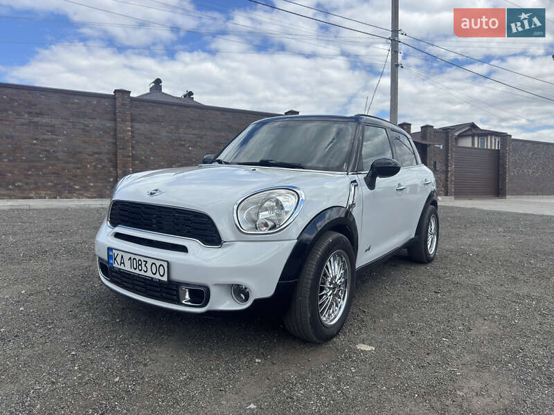 Внедорожник / Кроссовер MINI Countryman 2015 в 