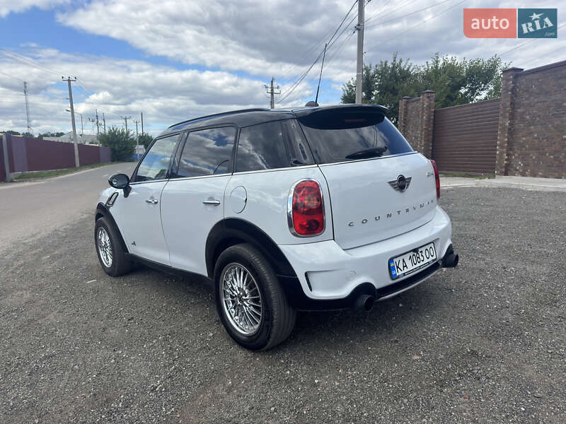 Внедорожник / Кроссовер MINI Countryman 2015 в Киеве фото 4 Внедорожник / Кроссовер MINI Countryman 2015 в Киеве