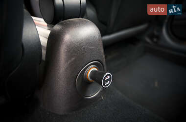 Внедорожник / Кроссовер MINI Countryman 2012 в 