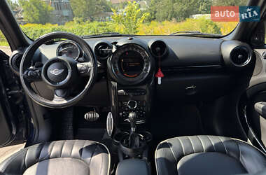 Позашляховик / Кросовер MINI Countryman 2015 в 