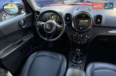 Хетчбек MINI Countryman 2019 в 