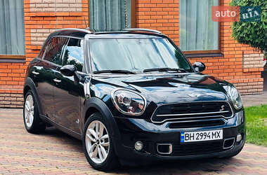 Внедорожник / Кроссовер MINI Countryman 2015 в Киеве