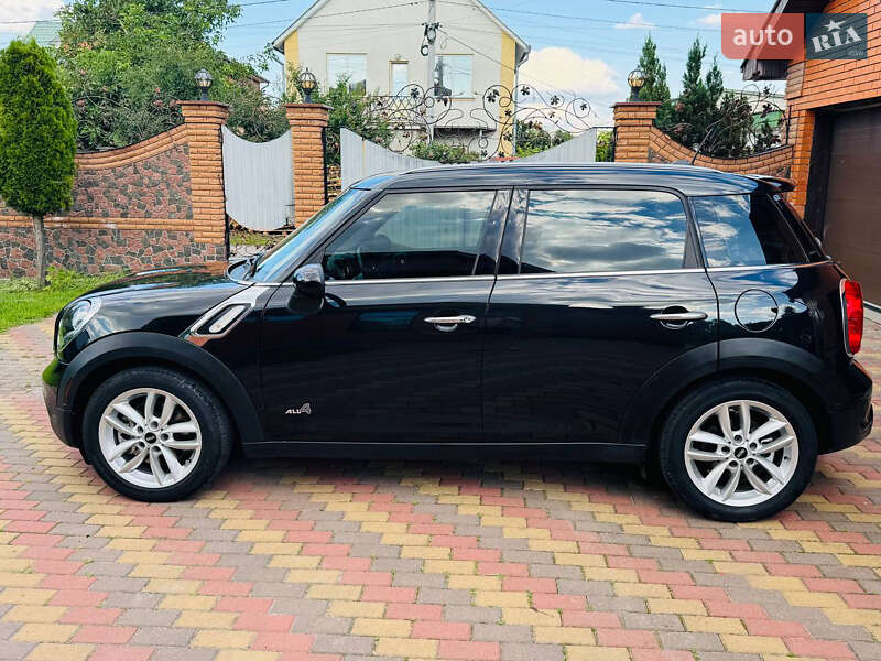 Внедорожник / Кроссовер MINI Countryman 2015 в Киеве