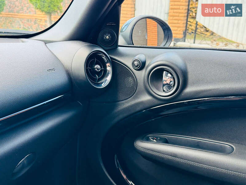 Внедорожник / Кроссовер MINI Countryman 2015 в Киеве