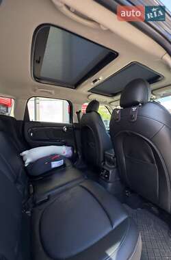 Хэтчбек MINI Countryman 2018 в 