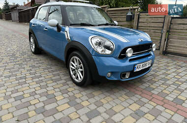 Внедорожник / Кроссовер MINI Countryman 2016 в 