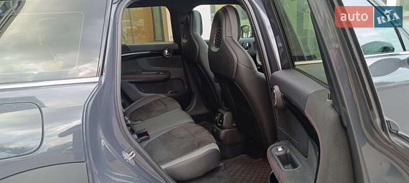 Хэтчбек MINI Countryman 2020 в Киеве фото 17 Хэтчбек MINI Countryman 2020 в Киеве
