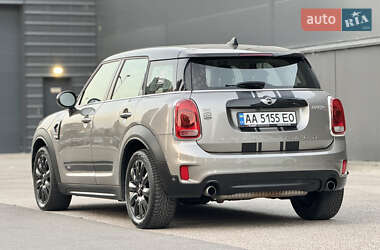 Хэтчбек MINI Countryman 2017 в 