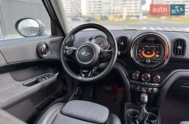 Хэтчбек MINI Countryman 2017 в 