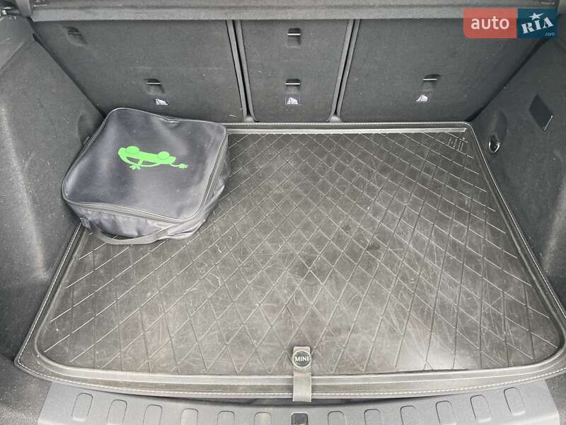 Хэтчбек MINI Countryman 2017 в Львове