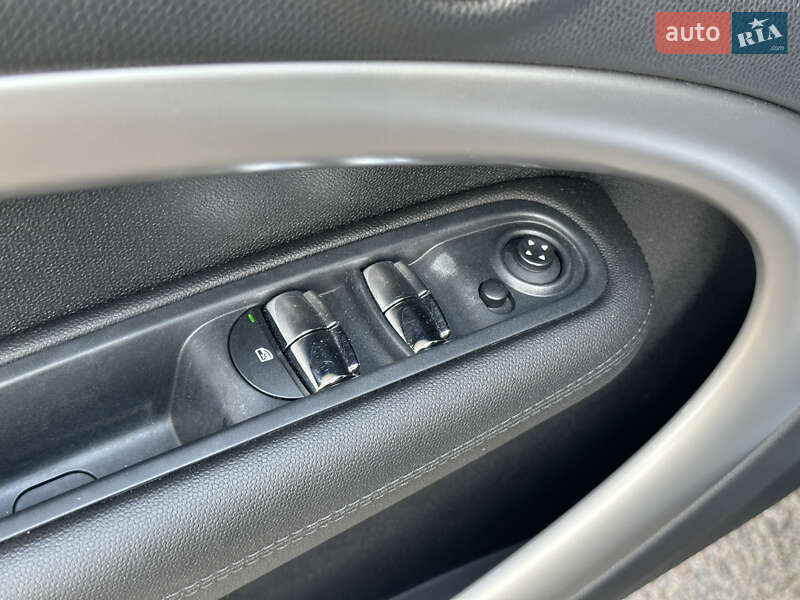 Внедорожник / Кроссовер MINI Countryman 2013 в Ковеле