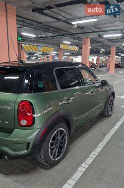 Внедорожник / Кроссовер MINI Countryman 2015 в 