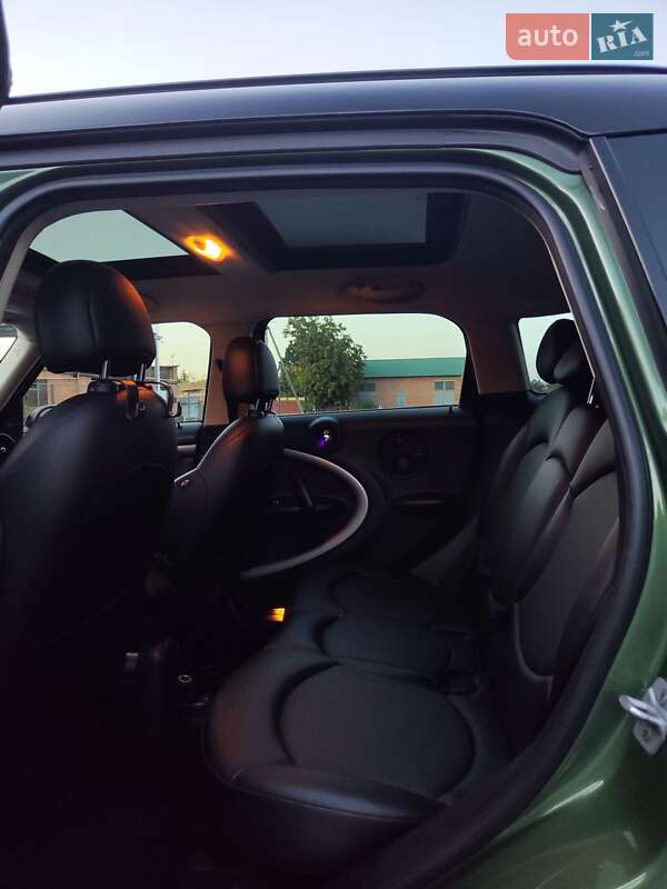 Внедорожник / Кроссовер MINI Countryman 2016 в Киеве фото 21 Внедорожник / Кроссовер MINI Countryman 2016 в Киеве