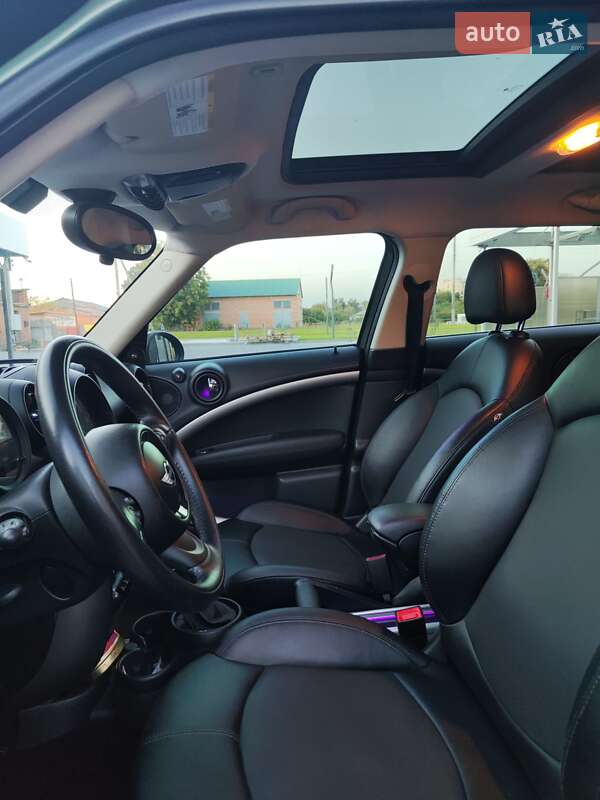 Внедорожник / Кроссовер MINI Countryman 2016 в Киеве фото 25 Внедорожник / Кроссовер MINI Countryman 2016 в Киеве