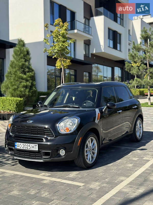 Внедорожник / Кроссовер MINI Countryman 2015 в Ужгороде