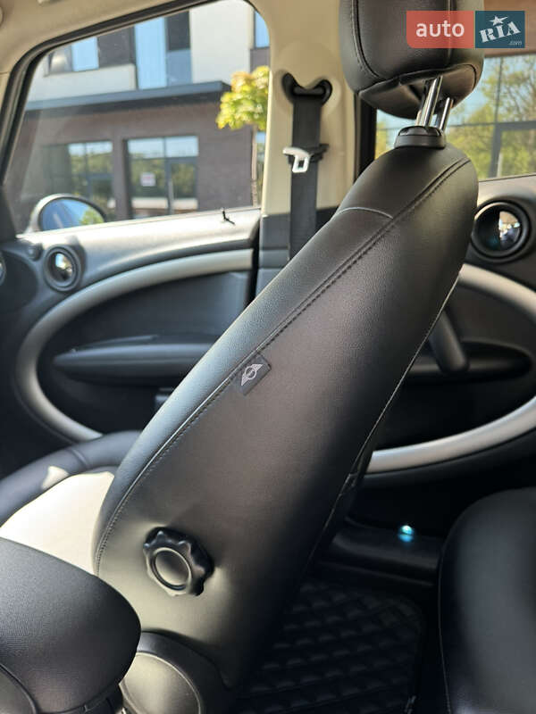 Внедорожник / Кроссовер MINI Countryman 2015 в Ужгороде