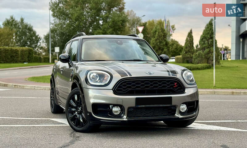 Хэтчбек MINI Countryman 2019 в Киеве