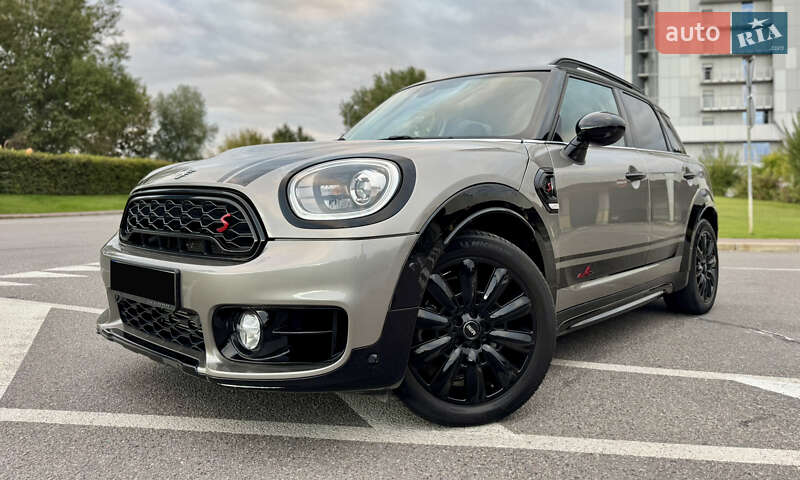 Хэтчбек MINI Countryman 2019 в Киеве