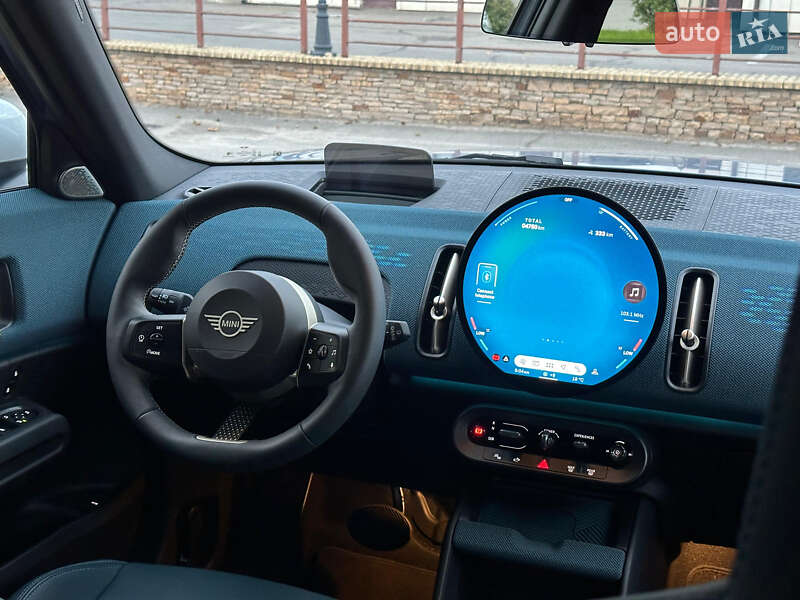 Внедорожник / Кроссовер MINI Countryman 2024 в Киеве