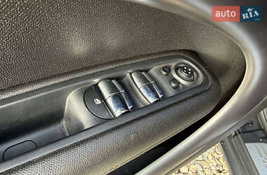 Позашляховик / Кросовер MINI Countryman 2013 в  фото 14 Позашляховик / Кросовер MINI Countryman 2013 в