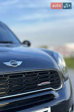 Внедорожник / Кроссовер MINI Countryman 2013 в 
