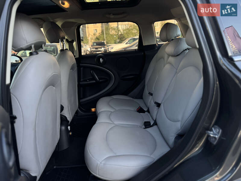 Позашляховик / Кросовер MINI Countryman 2012 в Києві фото 17 Позашляховик / Кросовер MINI Countryman 2012 в Києві